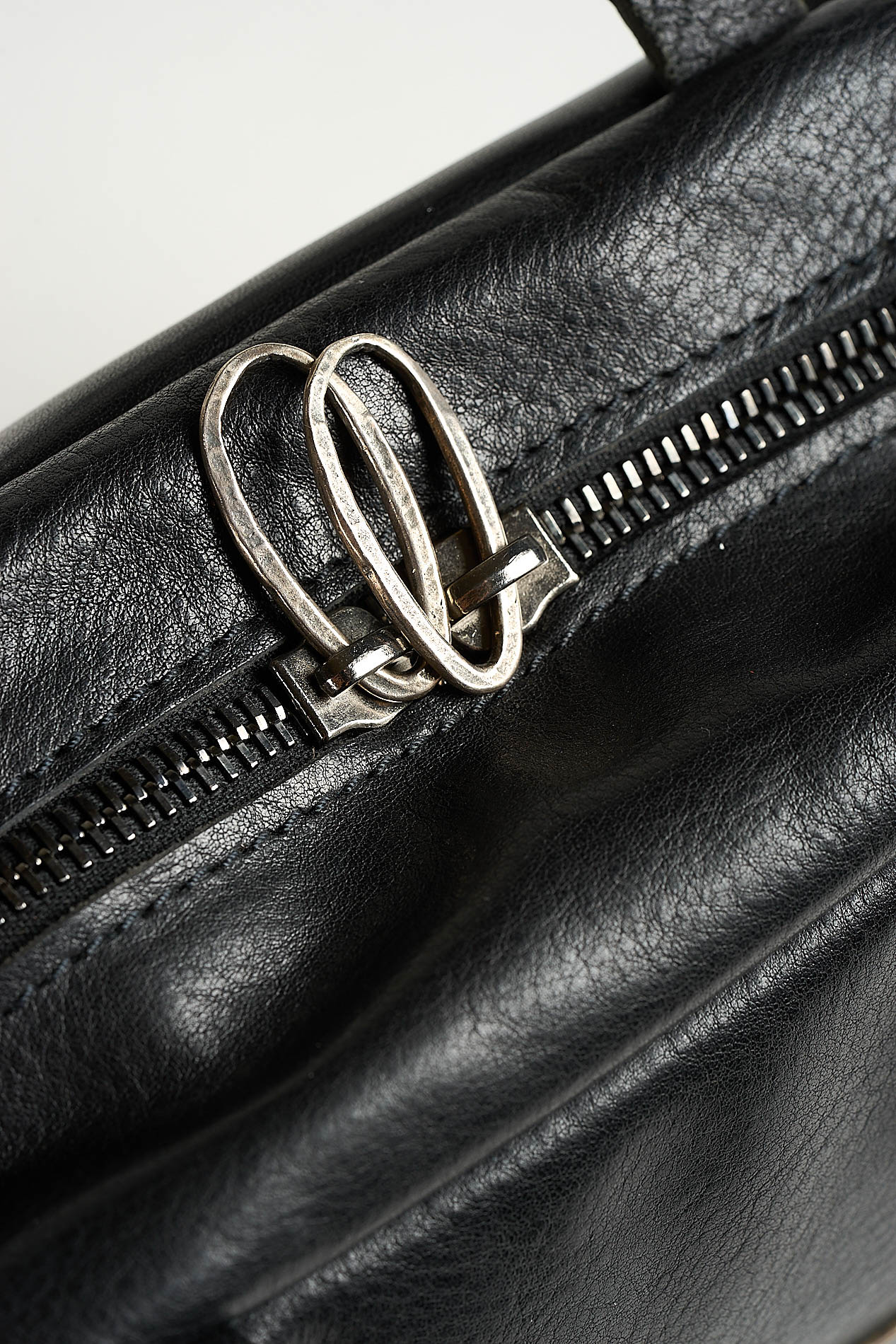 daniele basta leather and silver bags - DETAIL